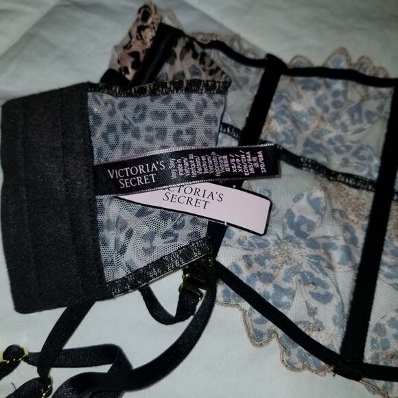 NWT Victoria’s Secret Very Sexy Floral Embroidered corset size XS/S - Picture 7 of 9